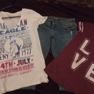 American Eagle 2 pairs of jeans and 2 shirts 25$